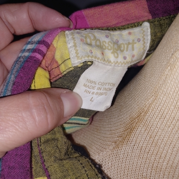 Beautifully Colored Flannel- W Sz Large - Picture 6 of 7